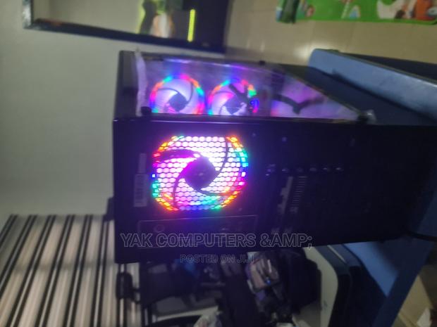 New Desktop Computer MSI Model 16GB AMD Ryzen SSD 256GB · Photo 5