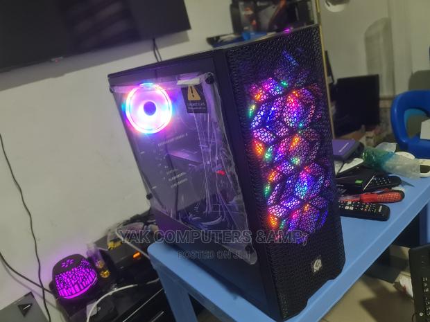 New Desktop Computer MSI Model 16GB AMD Ryzen SSD 256GB · Photo 8