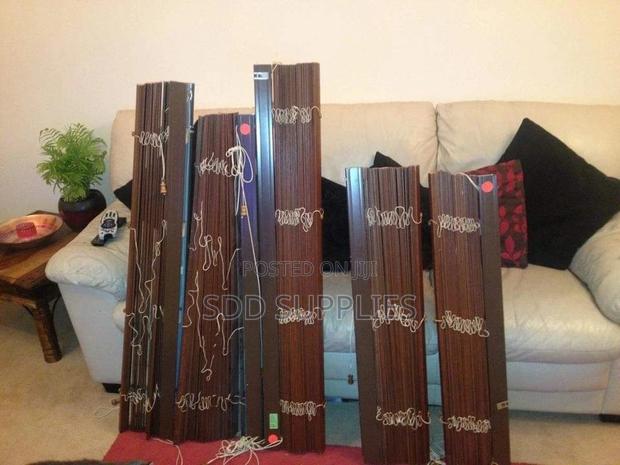 Wooden Blinds Curtains Luxurious Texture · Photo 2