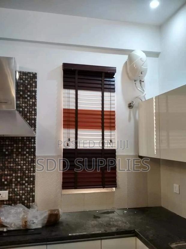Wooden Blinds Curtains Luxurious Texture · Photo 3