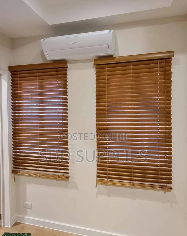 Wooden Blinds Curtains Luxurious Texture · Photo 4