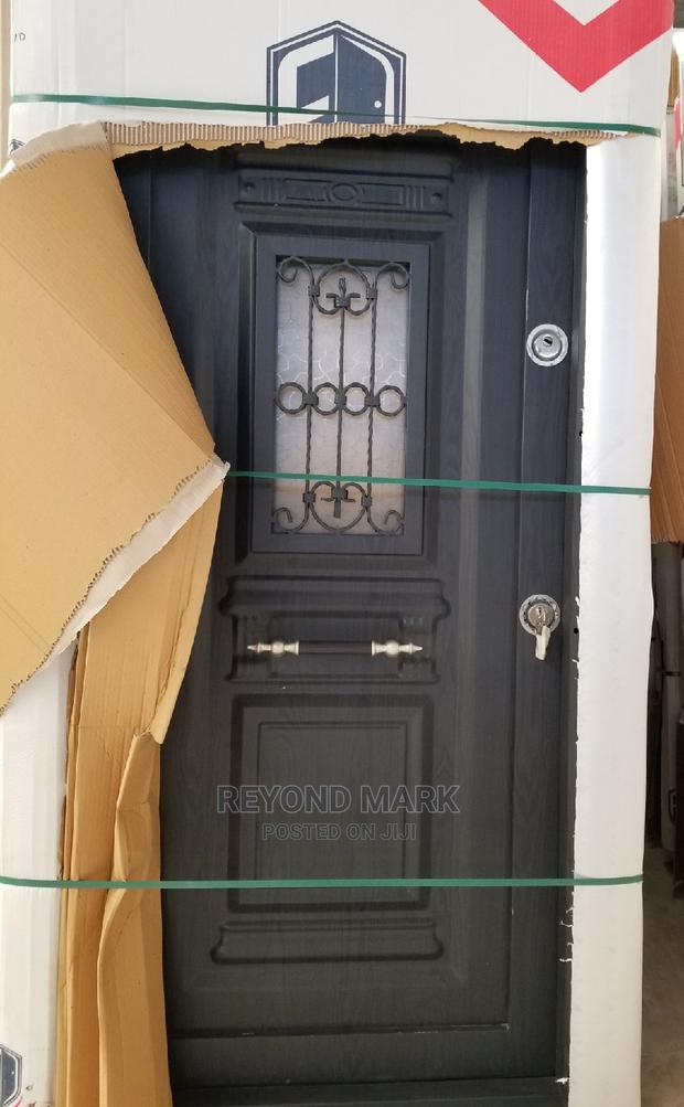 Full Metal Security With Glass · Photo 1