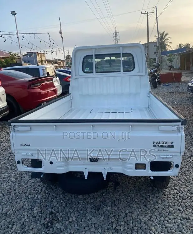 Daihatsu Atrai 2006 White · Photo 1