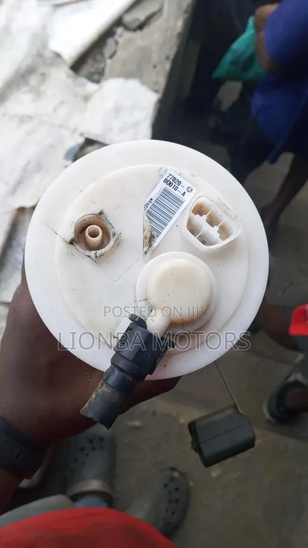 Toyota Yaris Echo Fuel Pump · Photo 1