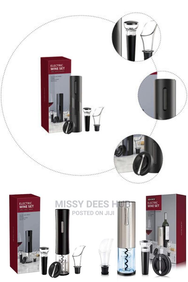 4in1 Wine Set - Battery Operated · Photo 4