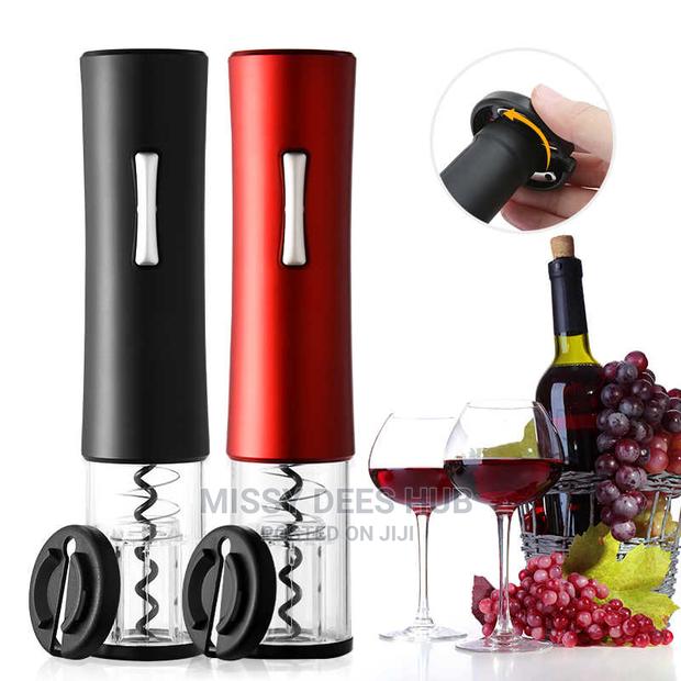 2in1 Wine Opener - Battery Operated · Photo 1