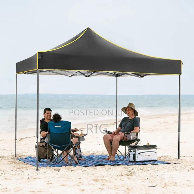 USA Commercial 10x10 Pop Up Canopy Tent · Photo 1