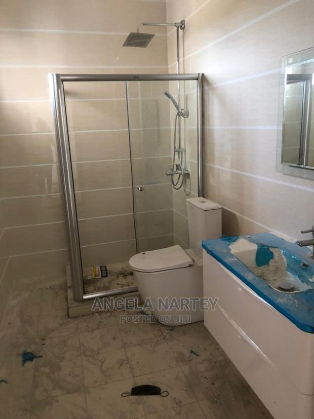 3bdrm House in Sakumono, Accra Metropolitan for Sale · Photo 6