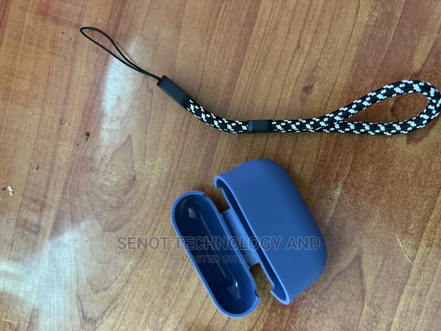 Airpods Pro ( Gen 2 and 1) Silicon Case · Photo 2