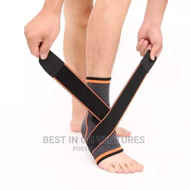 Pain Relief Ankle Support · Photo 1