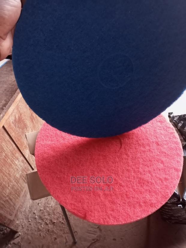 Scrubbing Pad · Photo 1