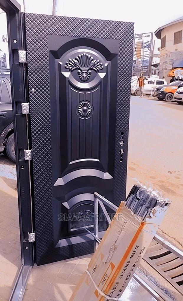 Sed Security Door · Photo 2