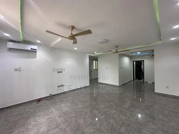 2bdrm Apartment in Lakeside for rent · Photo 1