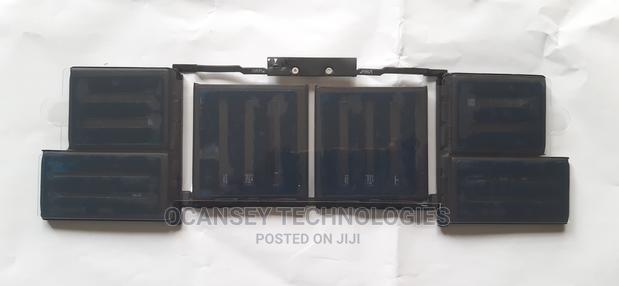 Original New Apple Battery For A1953, A1990 2018, 2019 · Photo 3