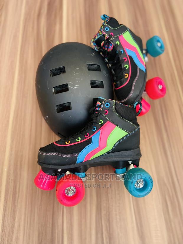 Original Skating Shoes at Cool Price · Photo 5