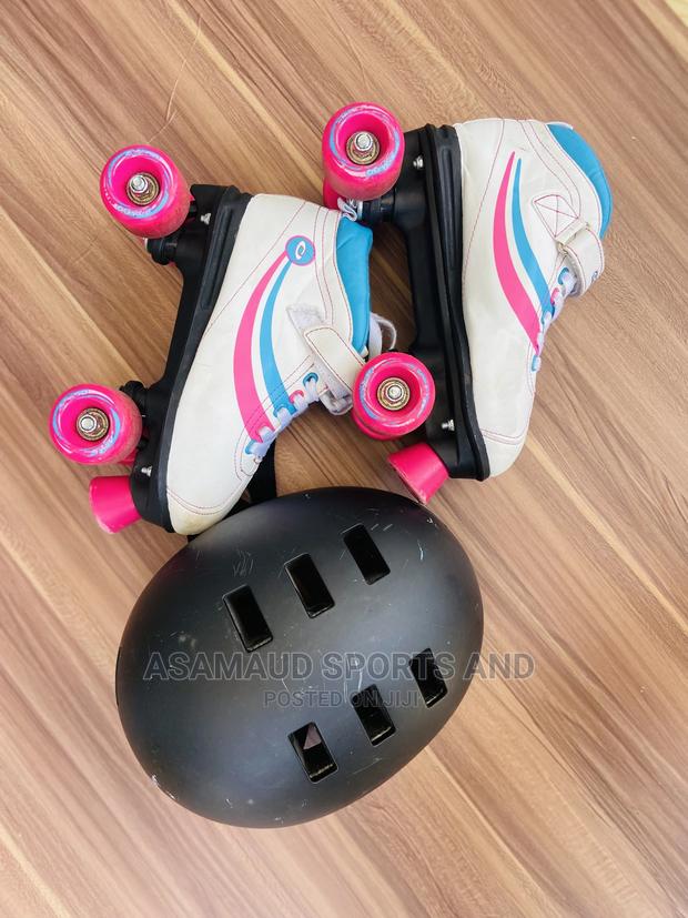 Original Skating Shoes at Cool Price · Photo 6