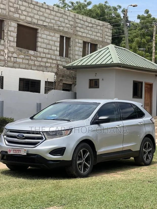 Ford Edge 2018 Silver · Photo 1