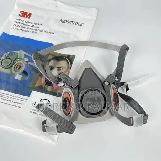 3M Half Mask Respirator Nose Mask · Photo 1