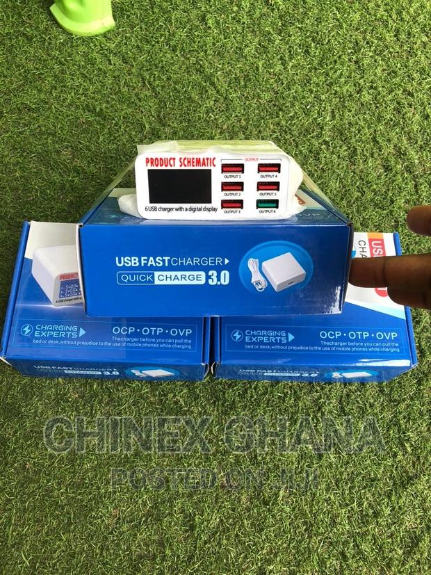 6 USB Ports Fast Charger With LCD Digital Display, · Photo 1
