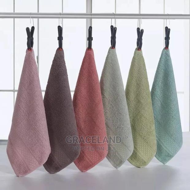 This Is Original 12 Set of Face Towels Going for Cool Price · Photo 3