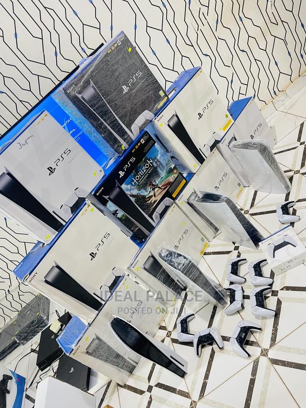 Original Brand New Playstation 5 · Photo 4