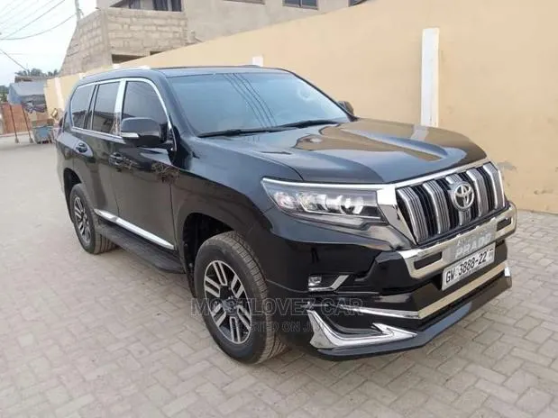 Car Rental Rent a Prado for Weddings, Business Trips Etc · Photo 5