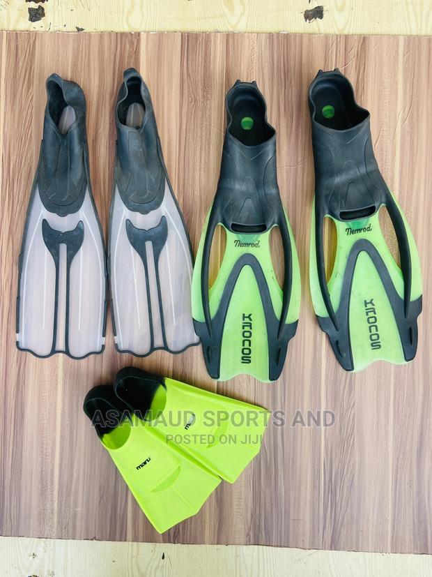 Original Swimming Fins at Cool Price · Photo 3