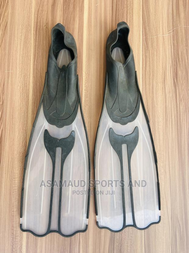 Original Swimming Fins at Cool Price · Photo 4