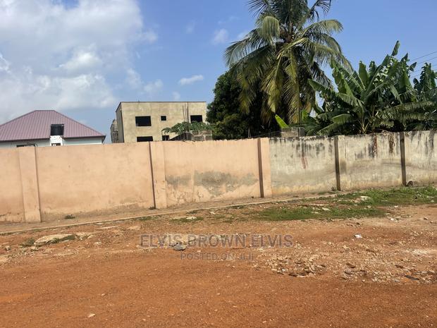 One and Half Plot of Land for Sale at Ajiriganor · Photo 2