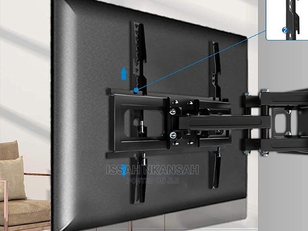 Up to 70 Inches Tv Mount · Photo 2
