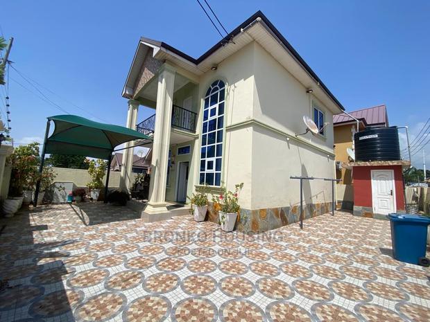 3bdrm House in Bronko Housing, Baatsona Total for rent · Photo 1