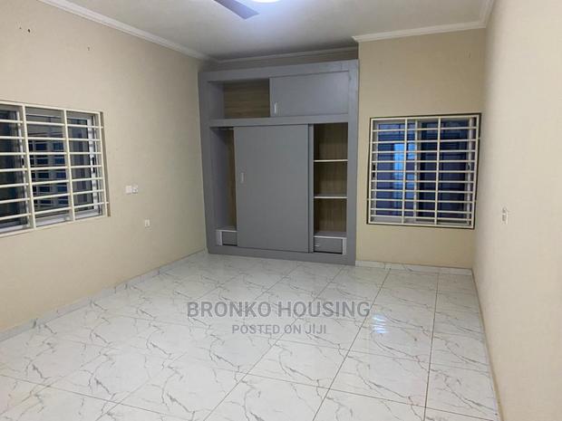 3bdrm House in Bronko Housing, Spintex for rent · Photo 5