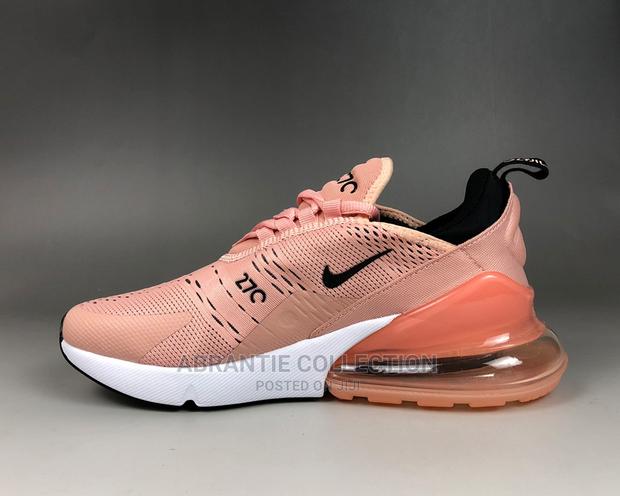 Nike Air Max 270 Pink · Photo 3