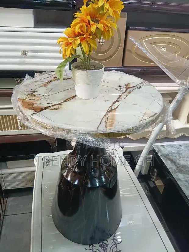Classic Modern Bedside Coffee Table · Photo 1