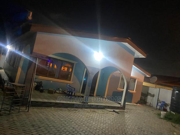3bdrm House in Ayathar Bedroom, Spintex for Rent · Photo 3