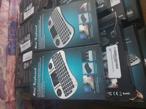 Mini Portable Wireless Keyboard · Photo 1