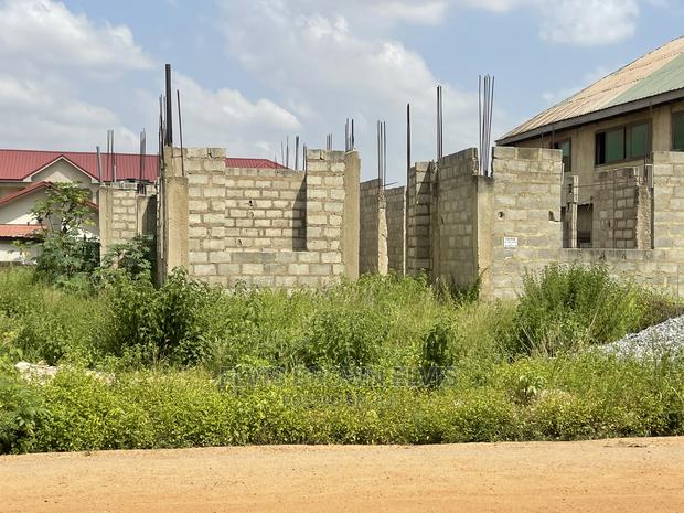 Call if You Want Uncomplicated Building 4 Sale Ajiriganor · Photo 3