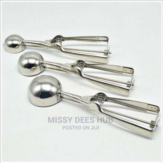 Metallic Ice-cream Scoop · Photo 7