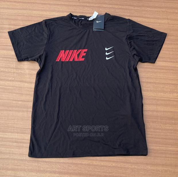 Nike Gym Wear · Photo 1
