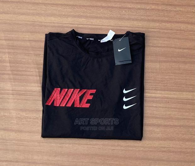 Nike Gym Wear · Photo 2