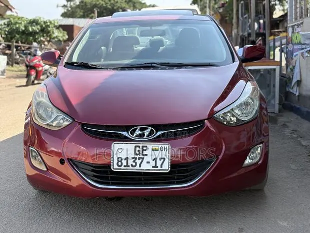 Hyundai Elantra 2013 Red · Photo 4