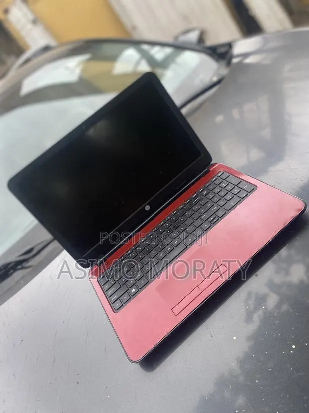 Laptop HP 15 4GB AMD A6 HDD 256GB · Photo 1