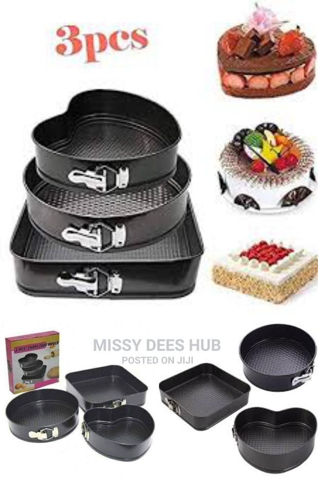 3pcs Non-Stick Cake Pan · Photo 3