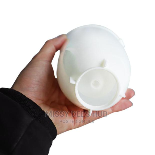 Plastic Donut Dispenser · Photo 7