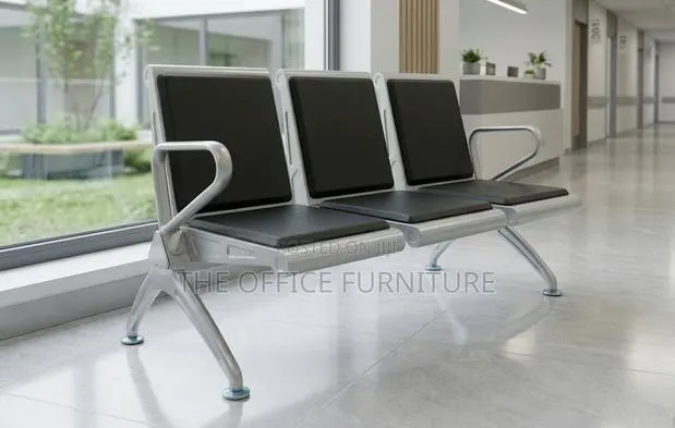 3-Seater Public Waiting Room Chair · Photo 1