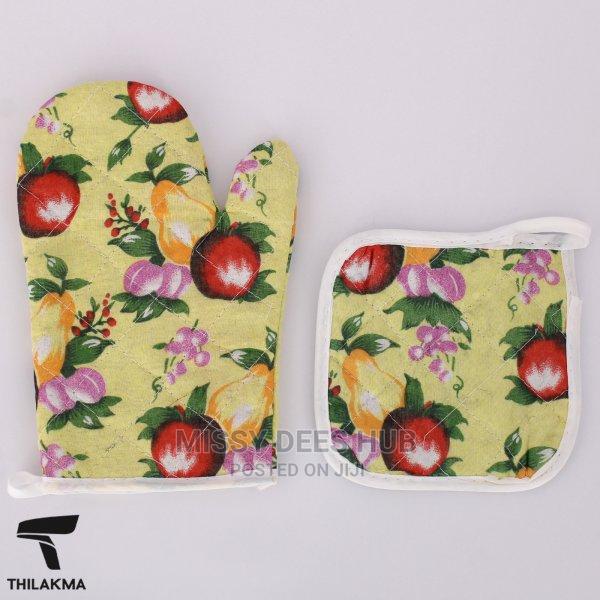 Oven Mitt + Pot Holder · Photo 2