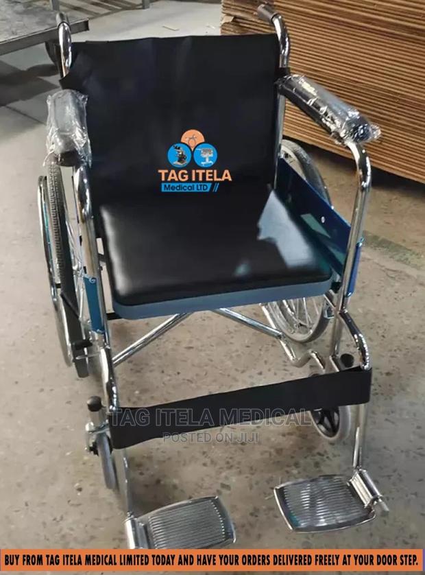 Commode Wheelchair (ShortBack) · Photo 4