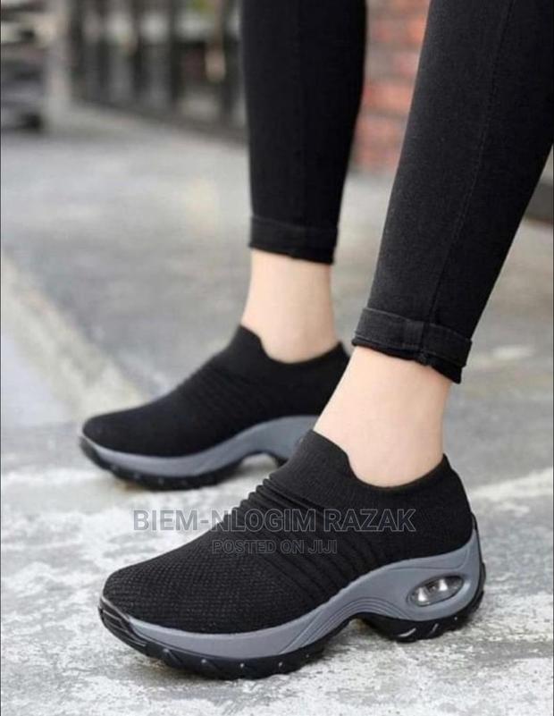 Original Female Slides Available in Stock · Photo 2