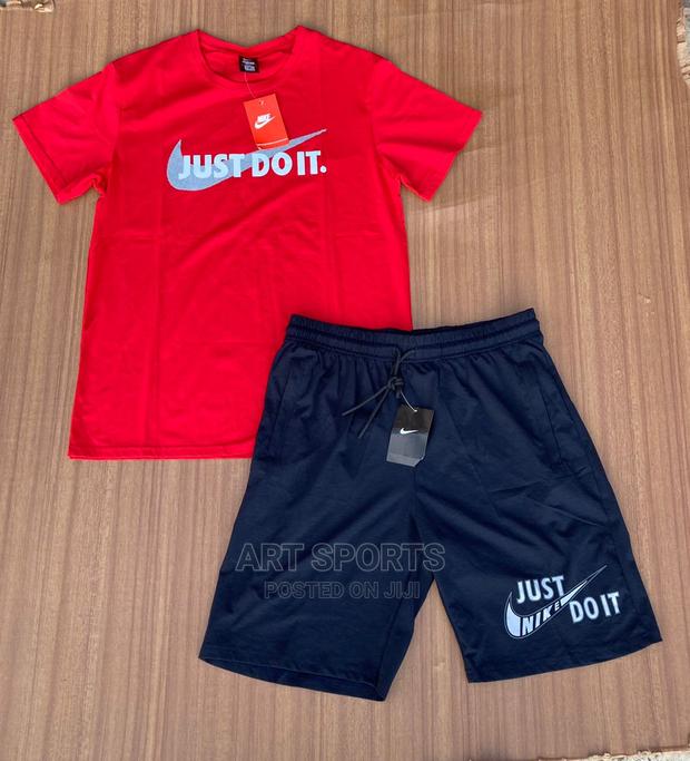 Nike Top and Down · Photo 1