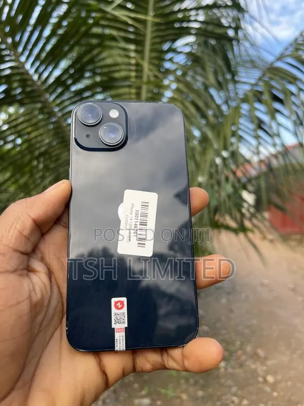 Apple iPhone 14 128 GB Black · Photo 1